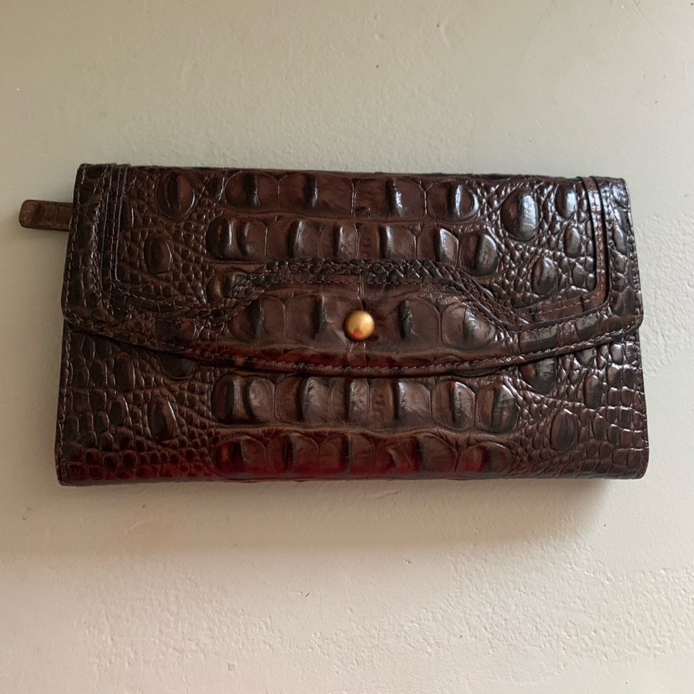 Brahmin wallet